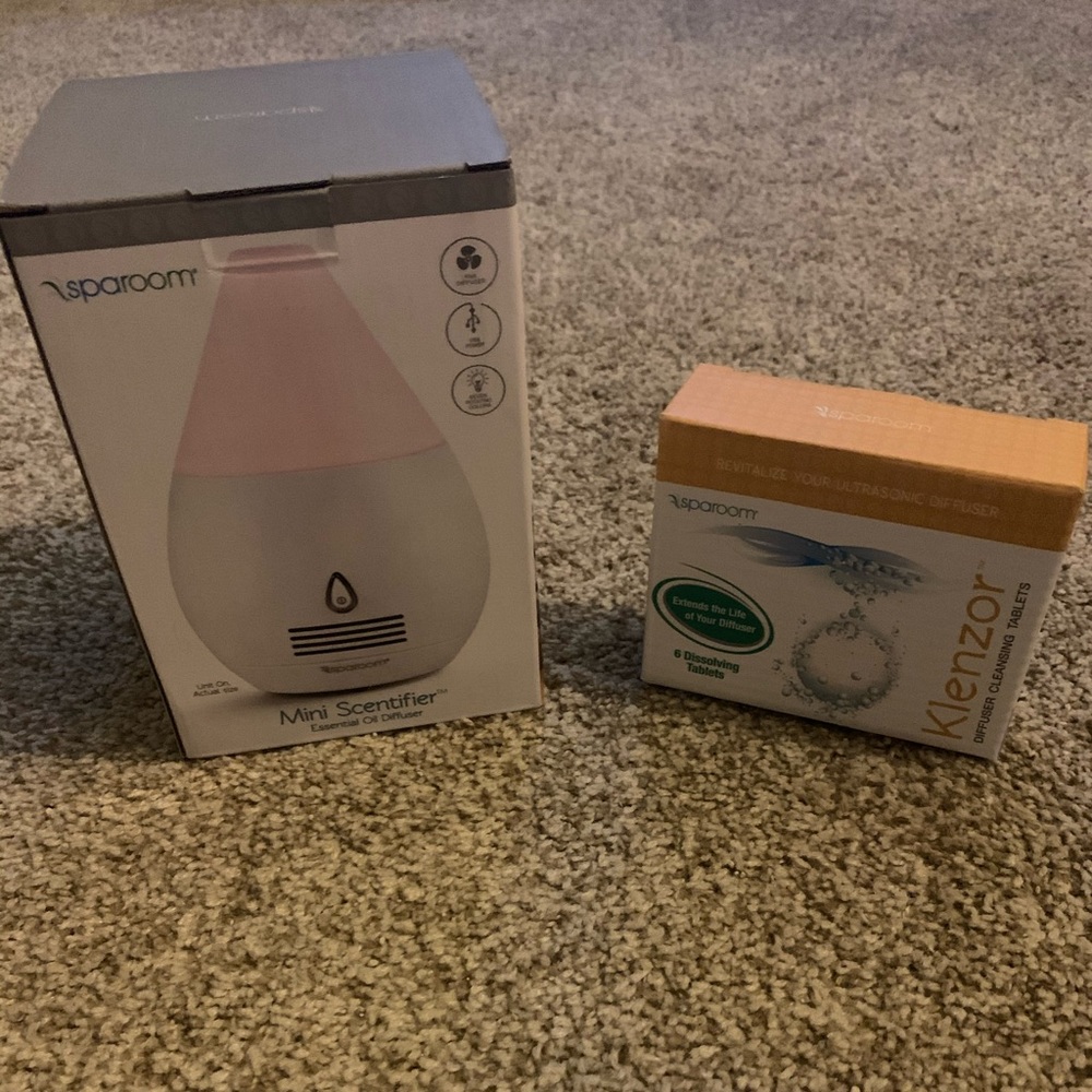 Mini scentifier and cleansing tablets